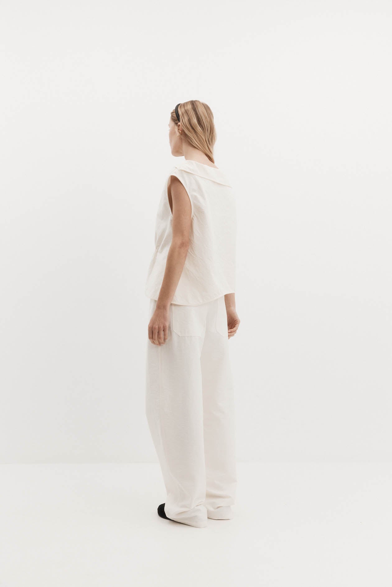 Harris Tapper Dean Trouser // Ivory