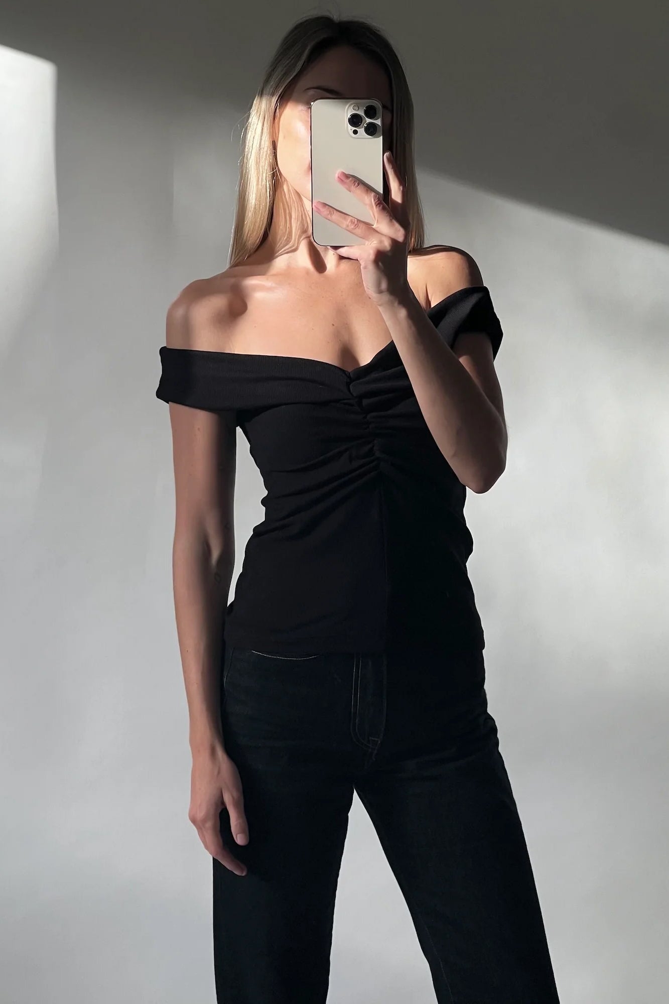 Dominique Healy Niveah Tee // Black