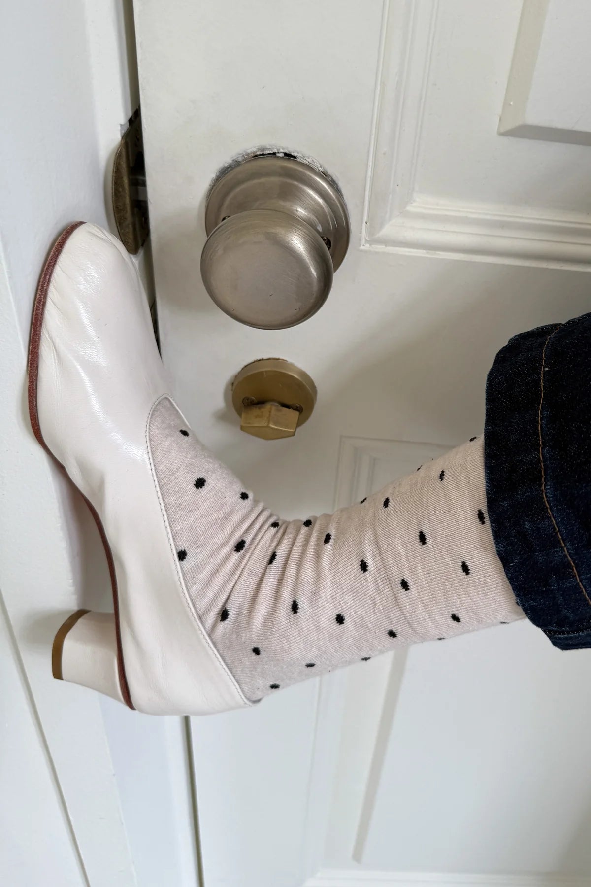Le Bon Shoppe Sneaker Socks Polka Dot // Oatmeal Black