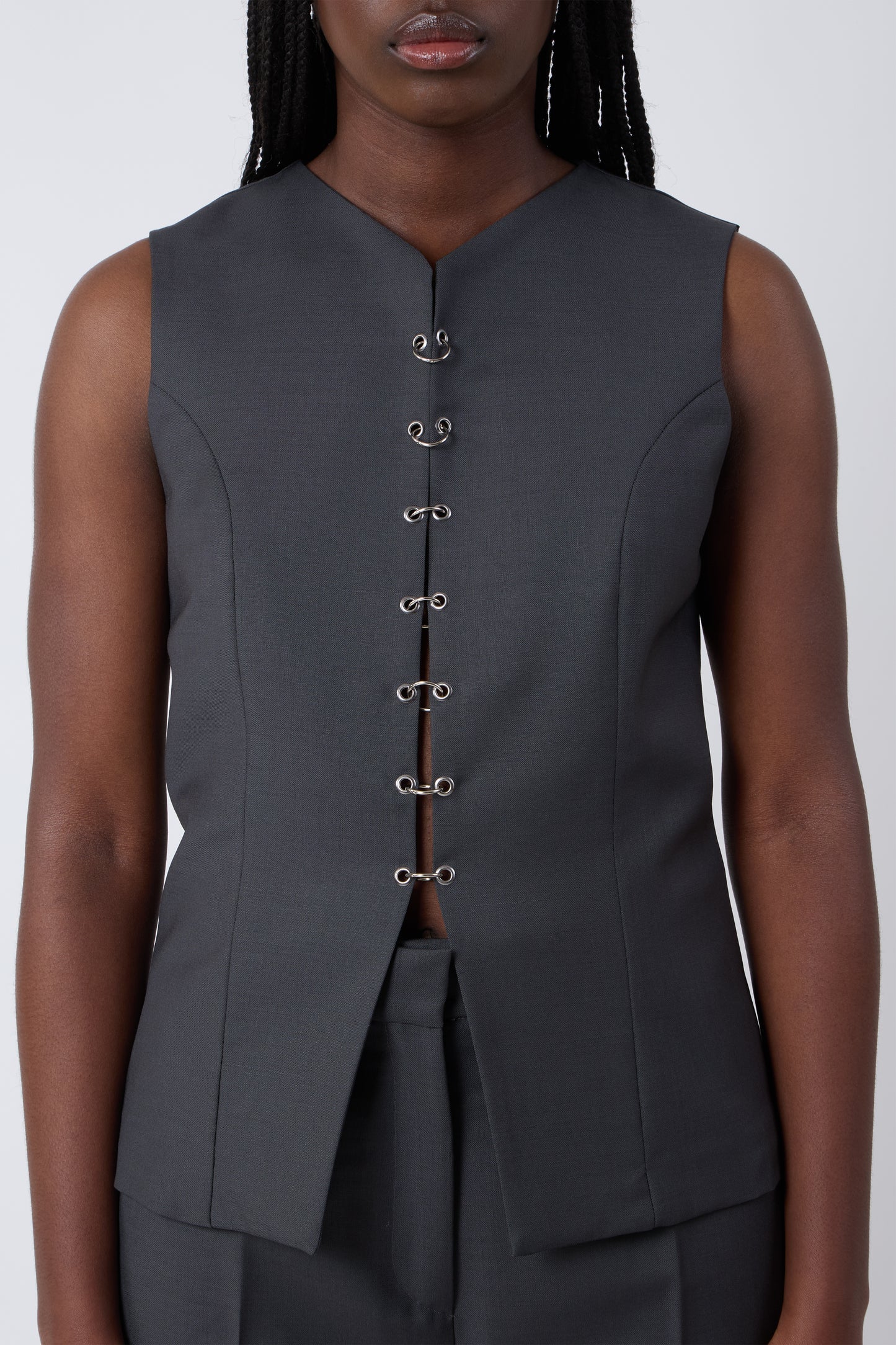 Catheclisma Macondo Vest // Grey