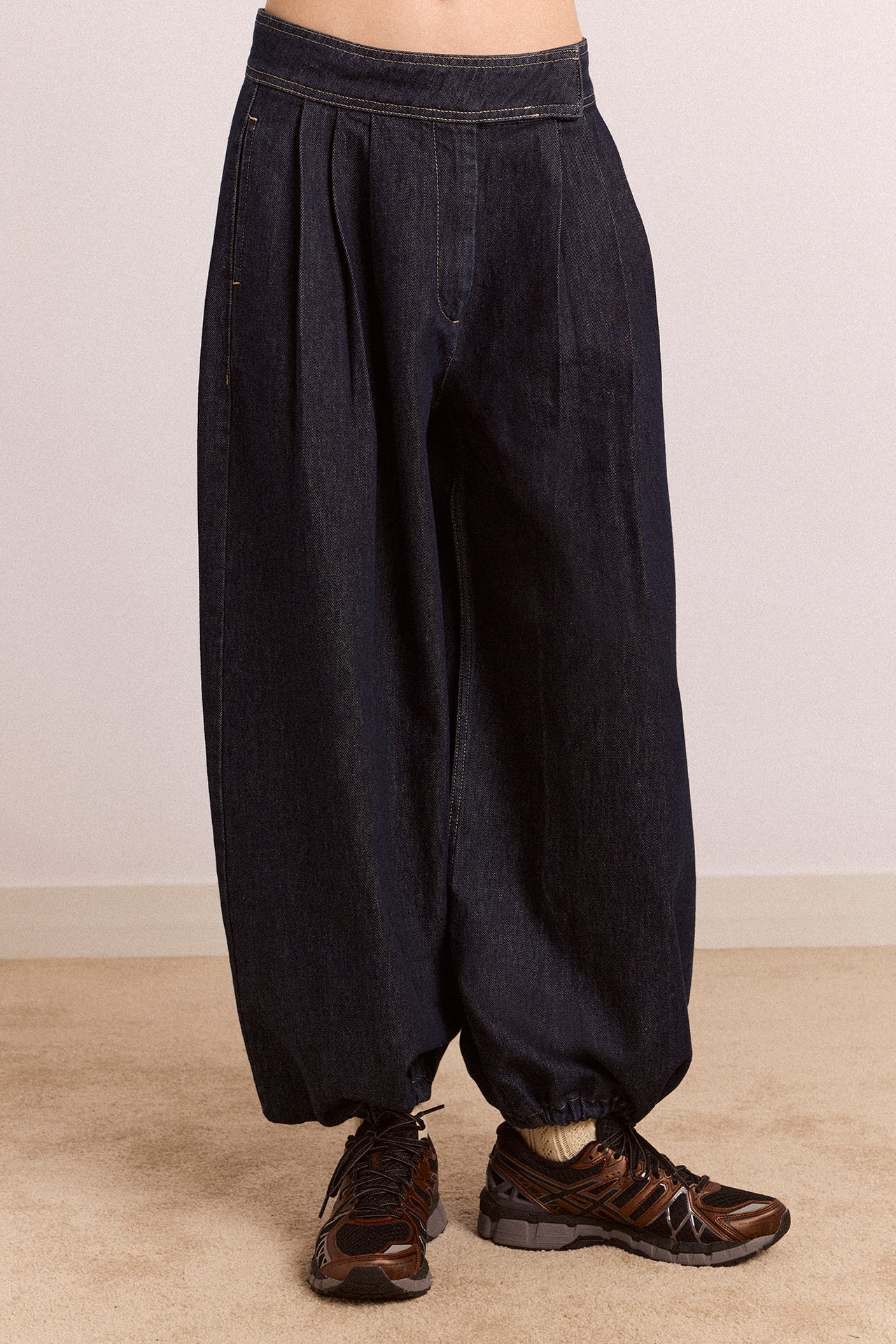 Damson Madder Mavi Balloon Jean // Indigo