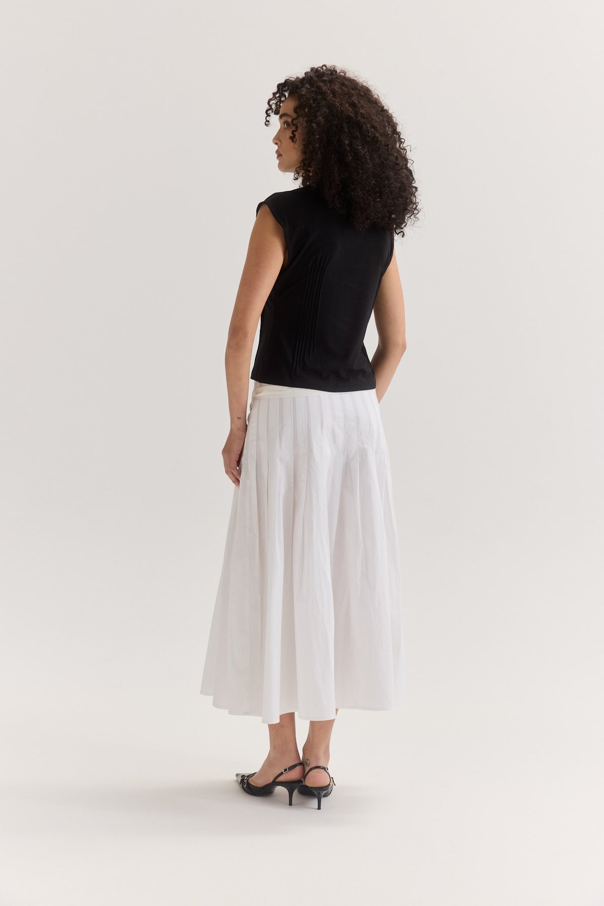 Muse Clio Pintuck Tee // Black