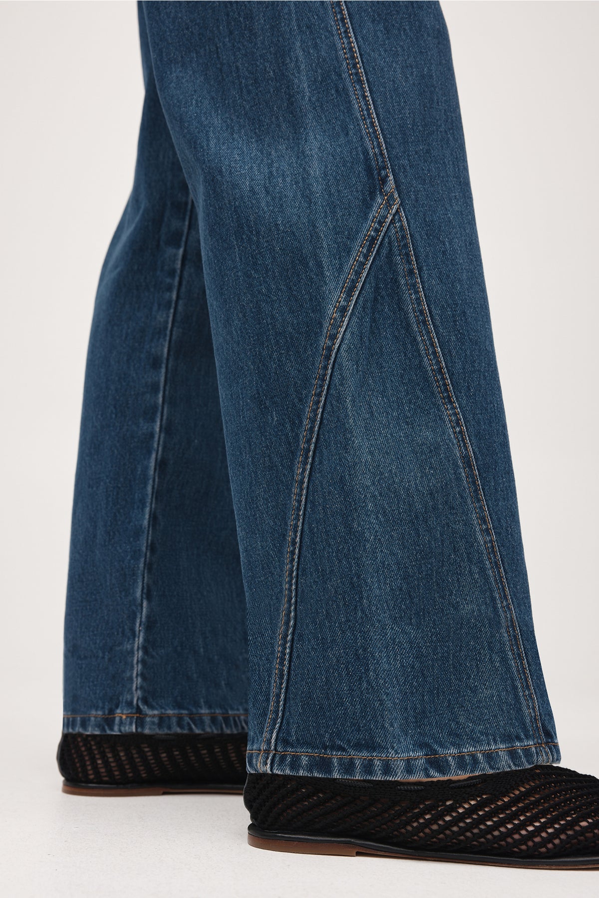 Marle Curve Seam Jean  // Heritage Blue