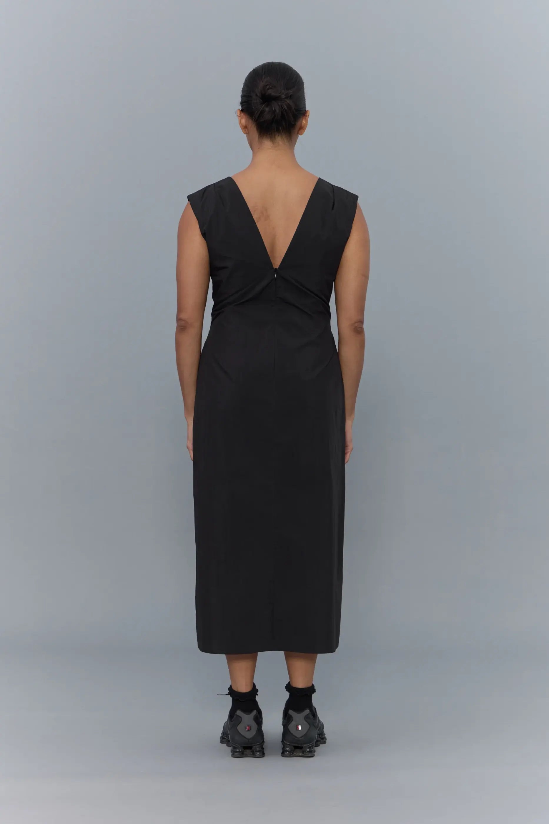 PV Pillar Dress // Black
