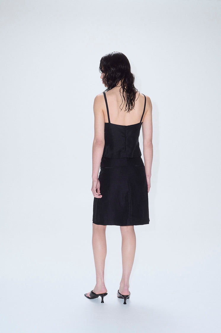 PV Refract Skirt // Black