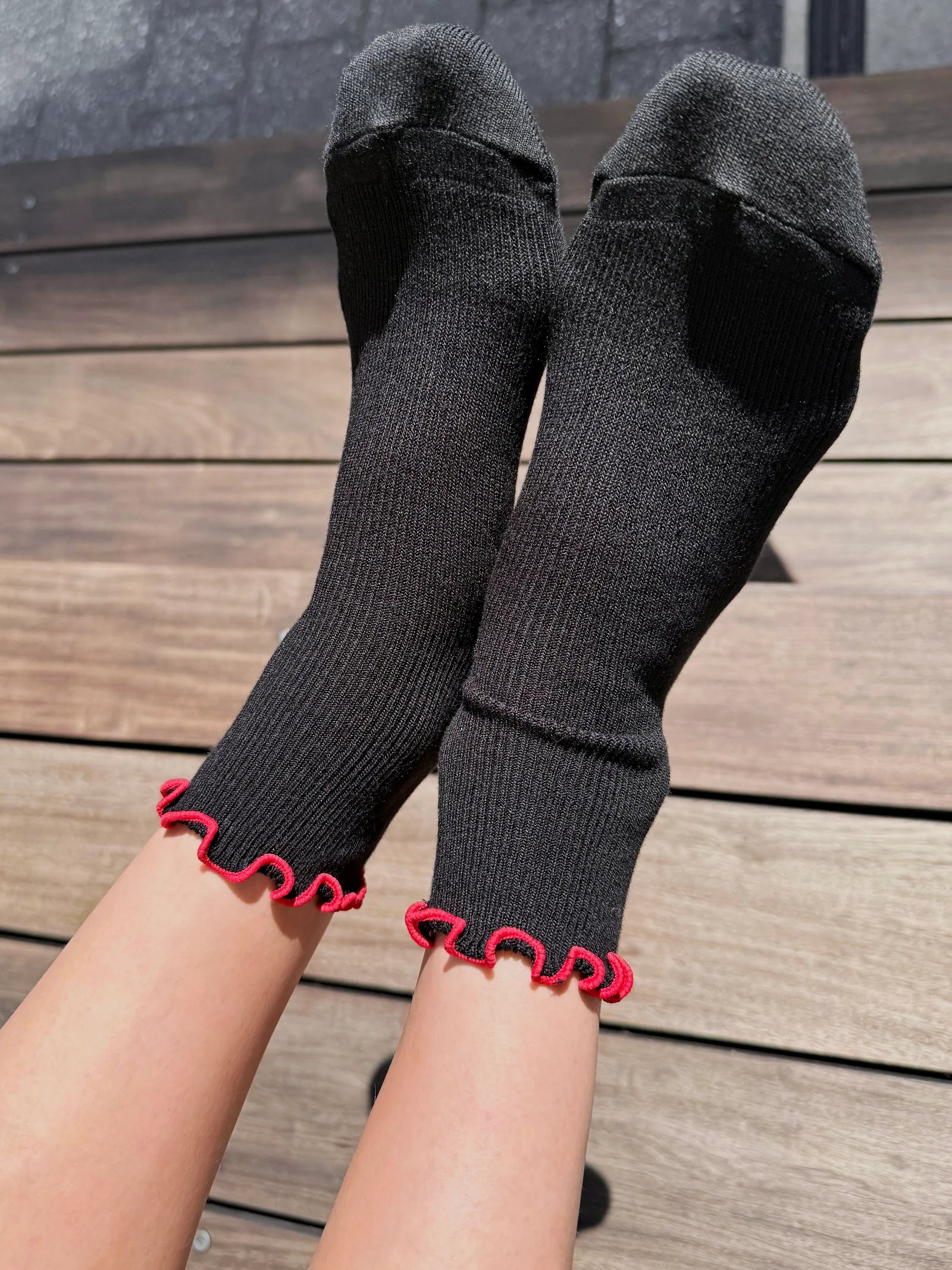 Le Bon Shoppe The Petite Ruffled Modal Socks // Black, Red