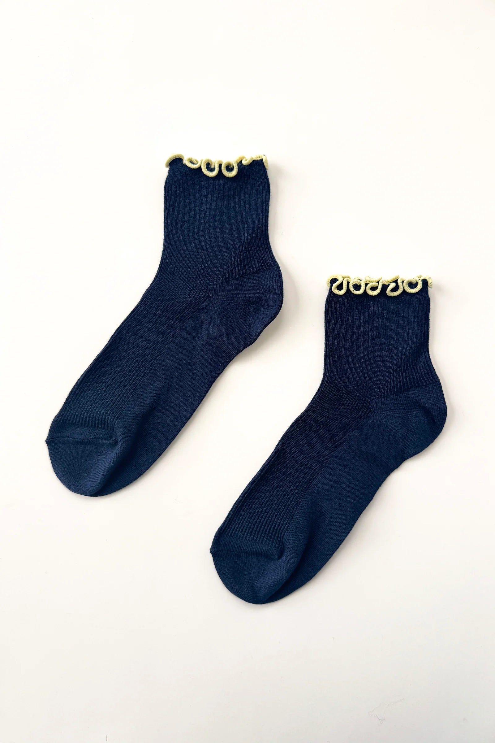 Le Bon Shoppe The Petite Ruffled Modal Socks // Navy, Butter