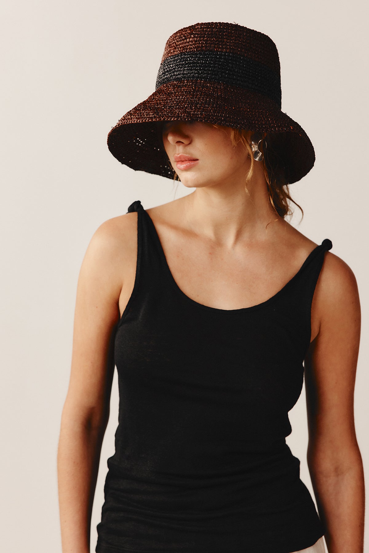 Marle Almetta Singlet // Black