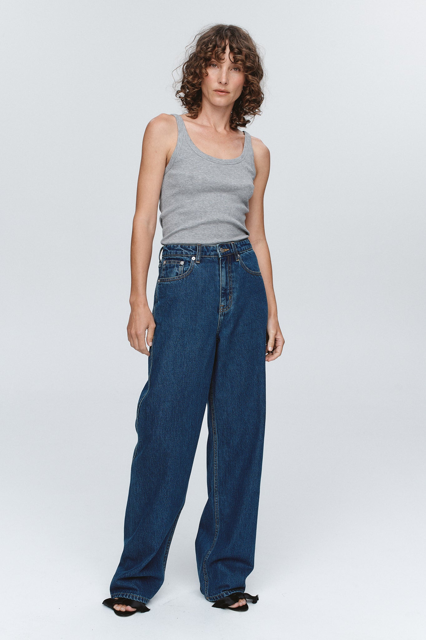 Marle Relaxed Curve Seam Jean // Washed Indigo