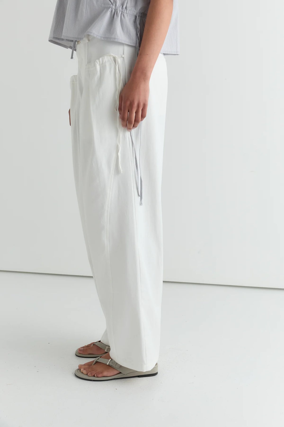 Deiji Studios Cinched Pocket Pant // White