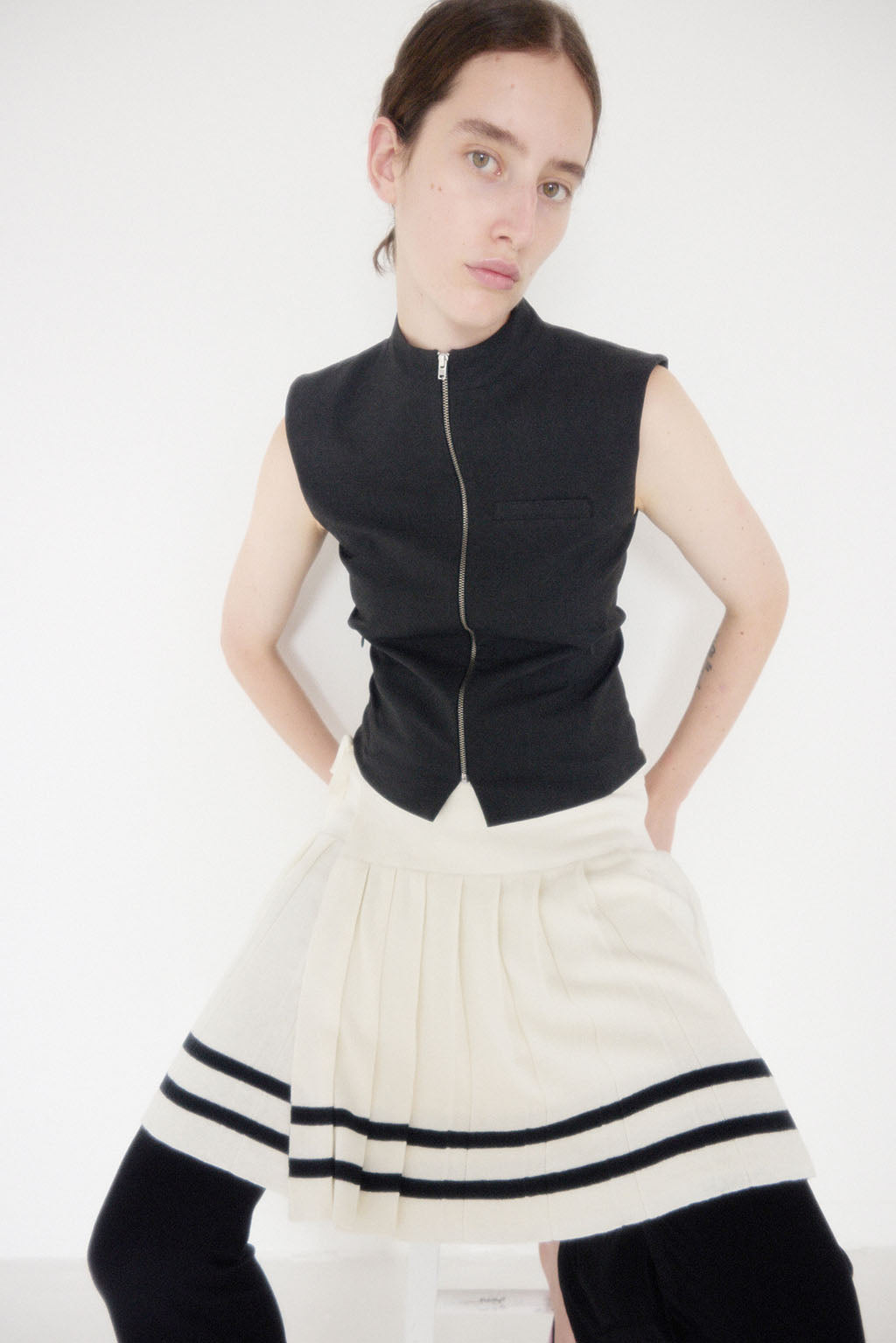 Muse Knit Pleat Skirt // White