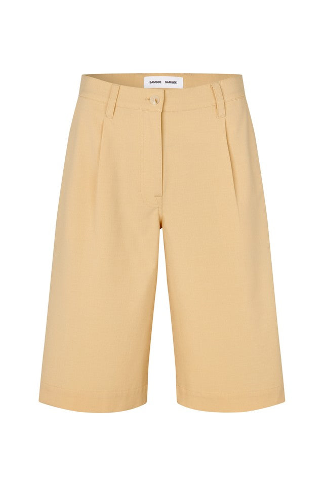 Samsøe Samsøe Saharper Pleat Shorts  // Straw