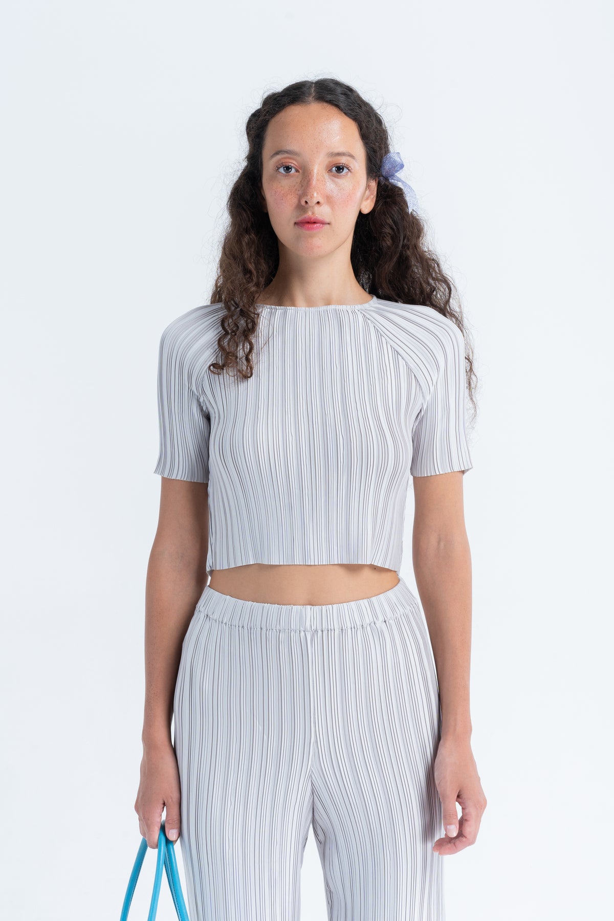 Arthur Box pleat Raglan Tee // Platinum