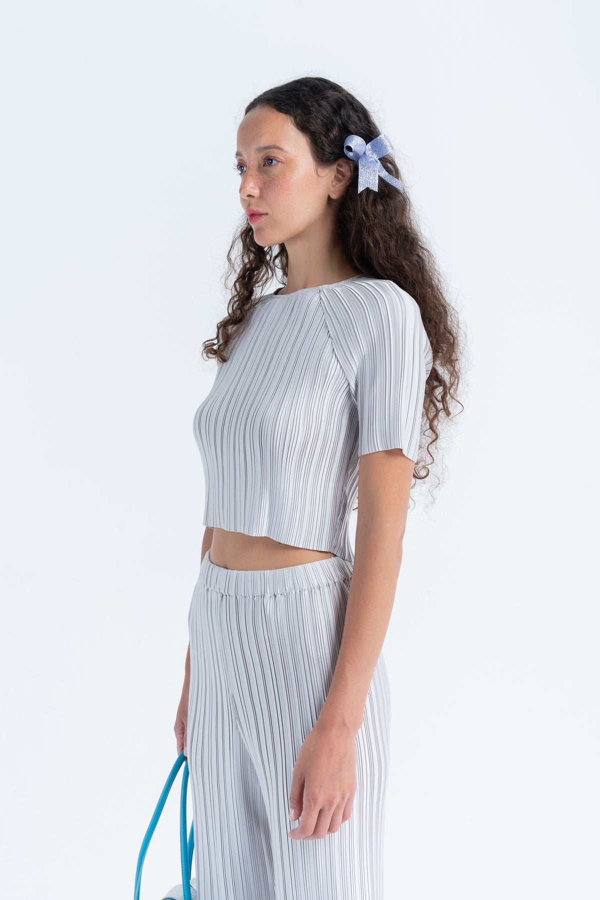 Arthur Box pleat Raglan Tee // Platinum