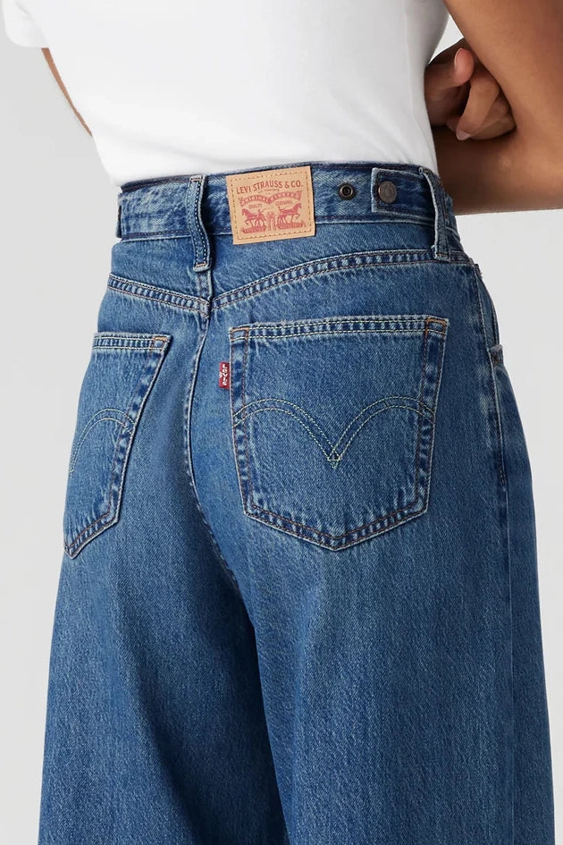 Levi's Cinch Baggy // Chasing Dreams