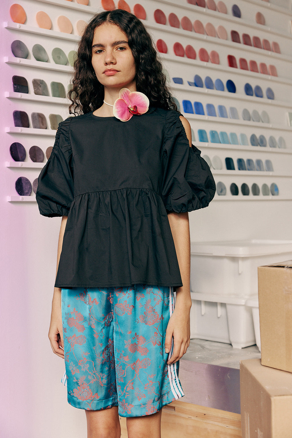 Muse Ete Cut Out Top // Black