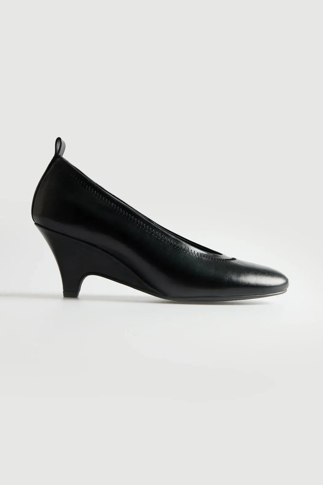 Paloma Wool Joelia Pump // Black