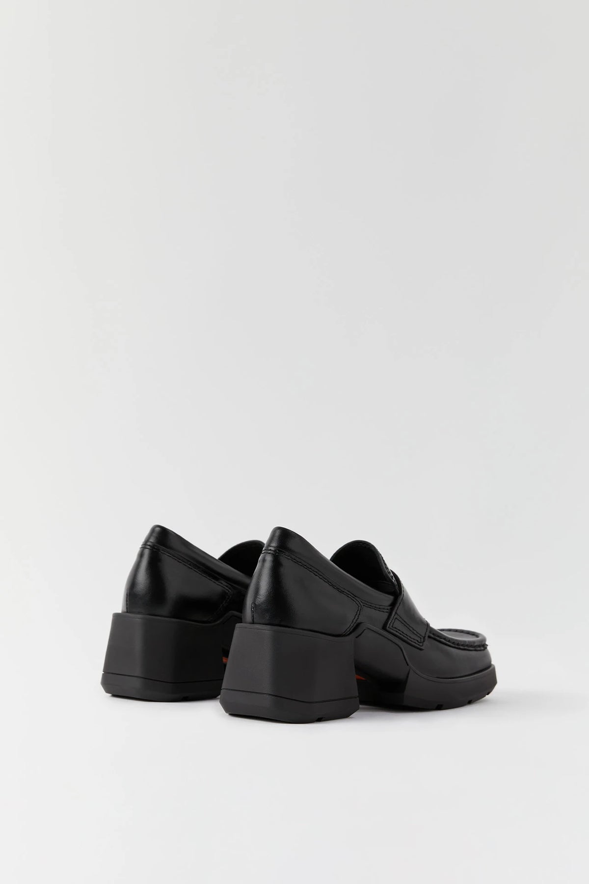 E8 Billie Loafers // Black