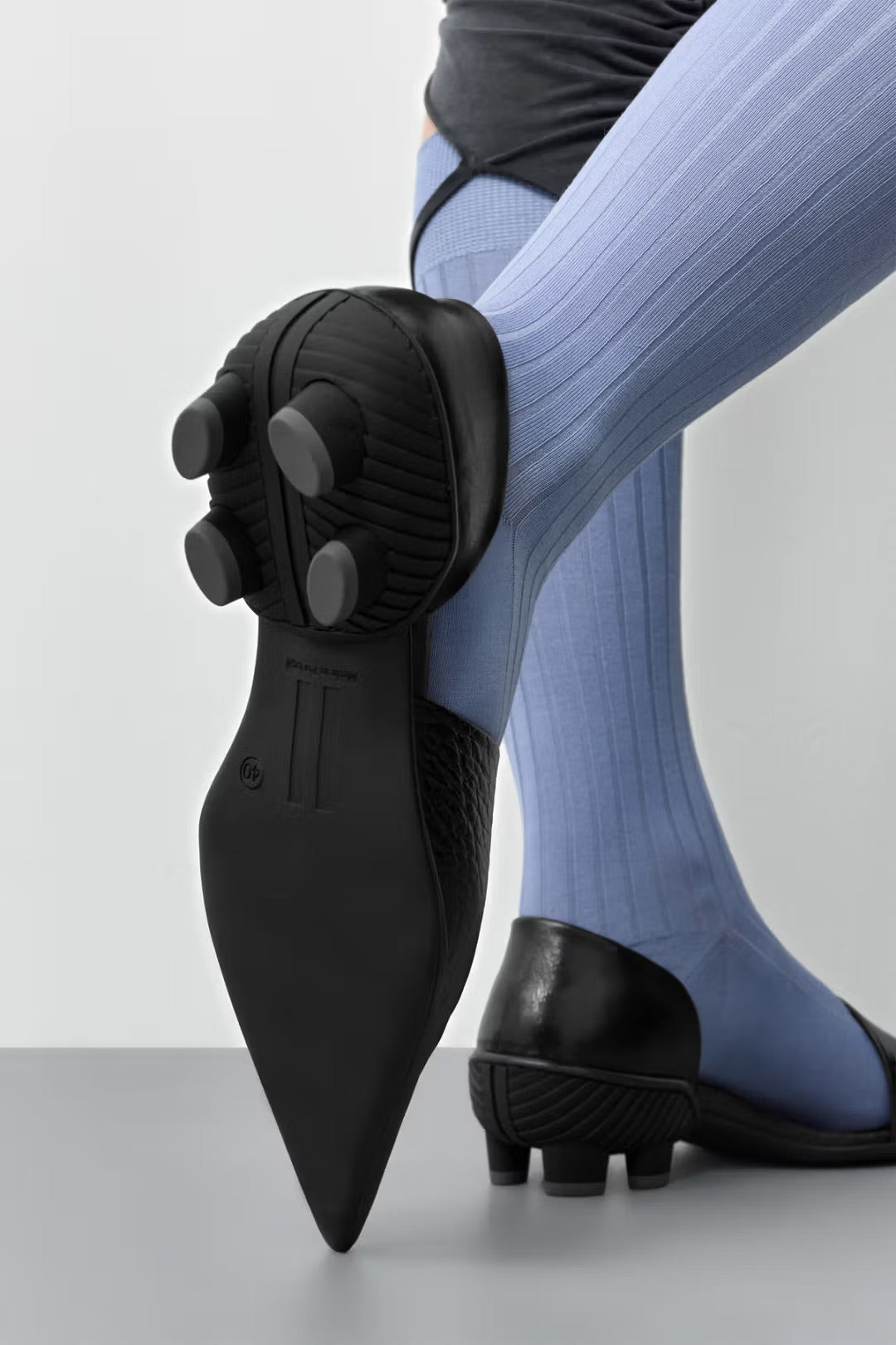 Miista Delt Courts // Black