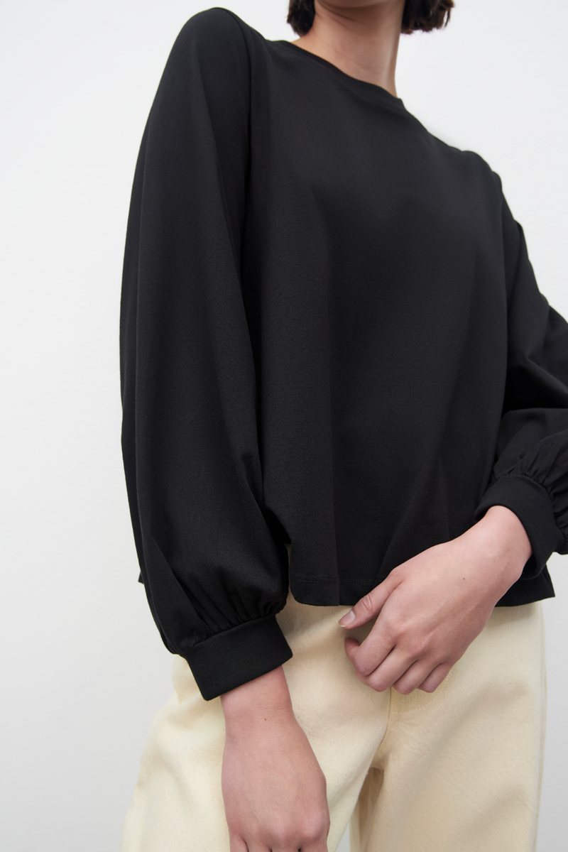Kowtow Full Sleeve Top // Black