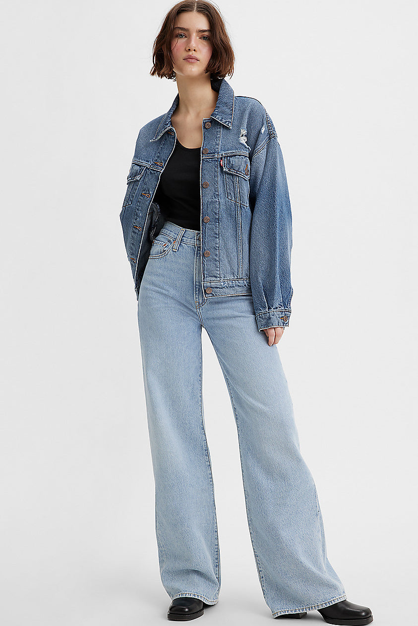 Levi's Ribcage Wide-Leg Jeans // Far and Wide