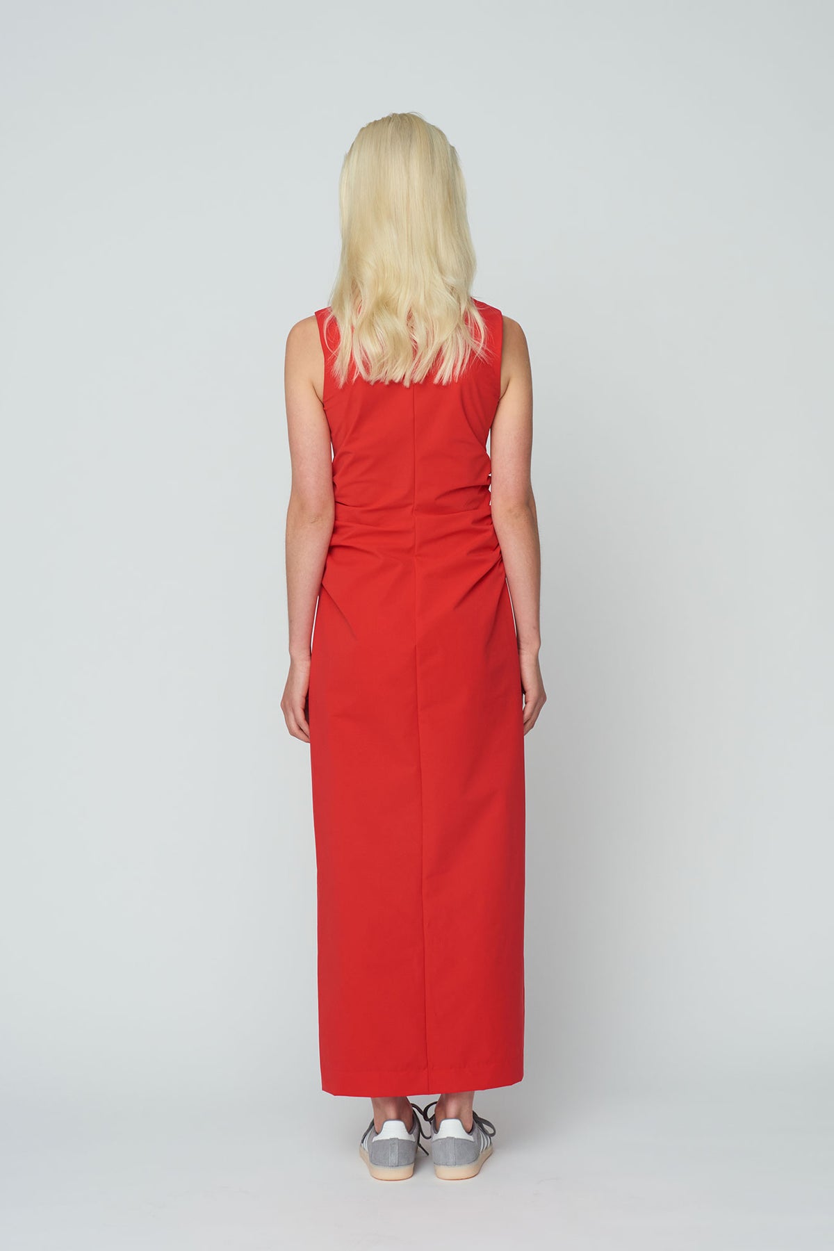 Wynn Hamlyn Zipper Sleeveless Dress // Scarlet