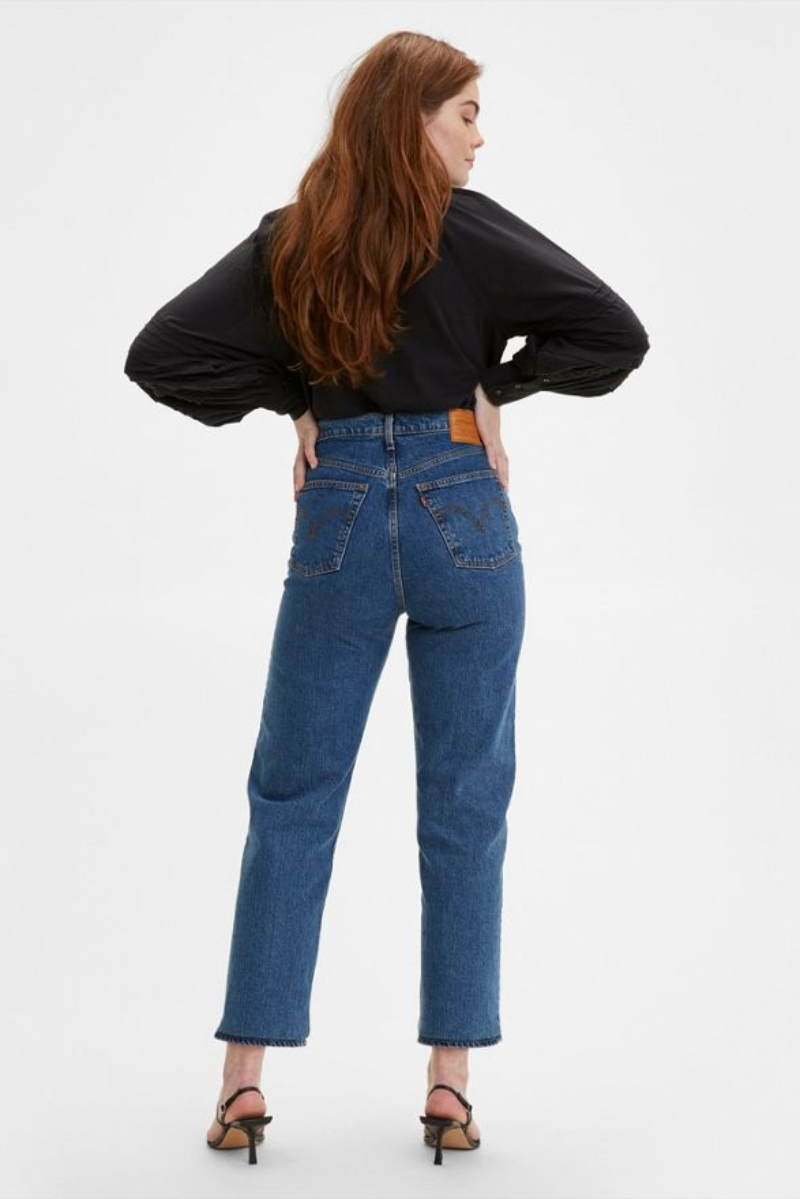 Levis Ribcage Straight Ankle // Georgie