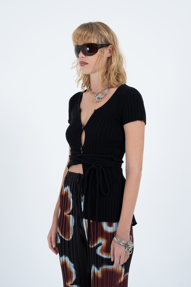 Arthur Asymmetric Tie Tee // Black